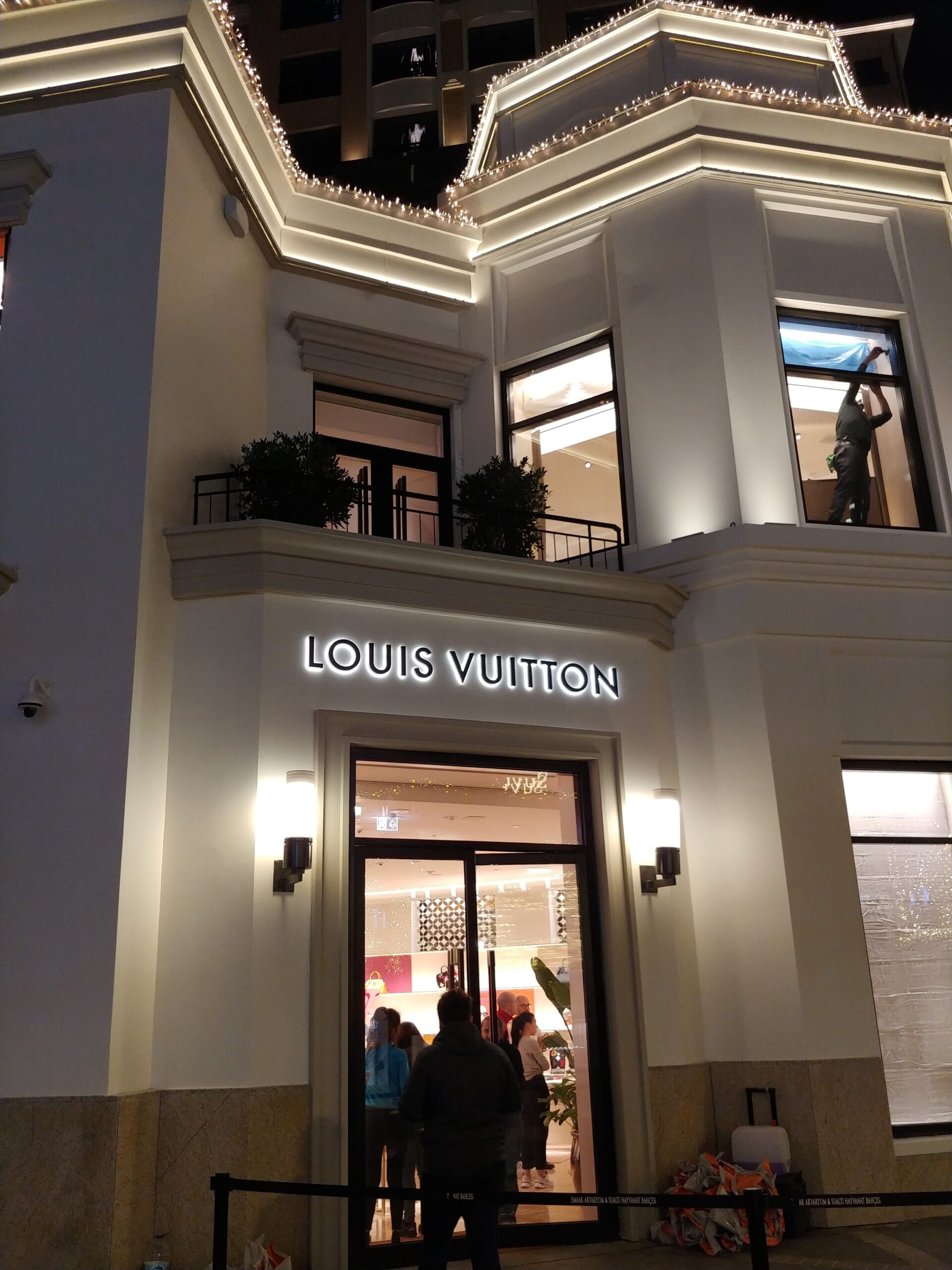 Louis Vuitton Emaar Store In Istanbul, Turkey